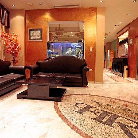 Hotel Regency Korce Esterno foto