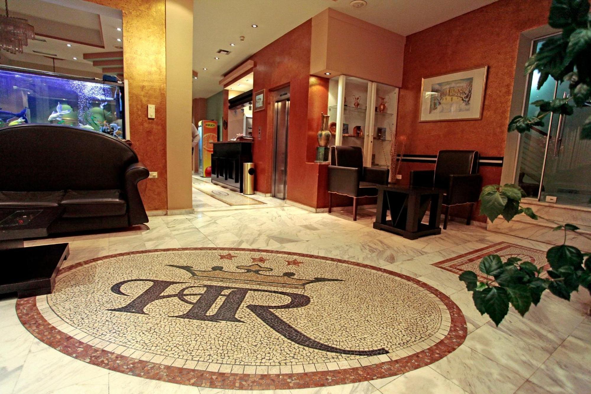 Hotel Regency Korce Esterno foto