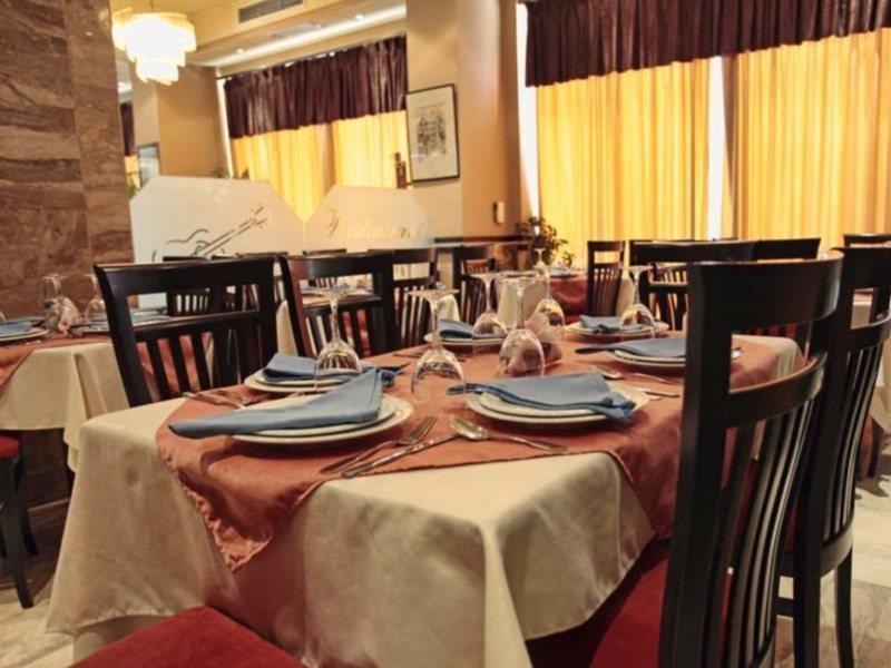 Hotel Regency Korce Esterno foto
